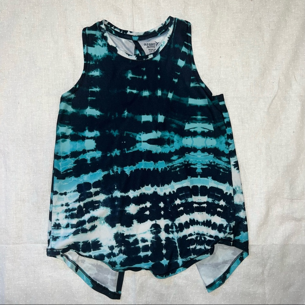 Old Navy Active tie dye tank top. Girls size 10/1/. Open back to keep you cool